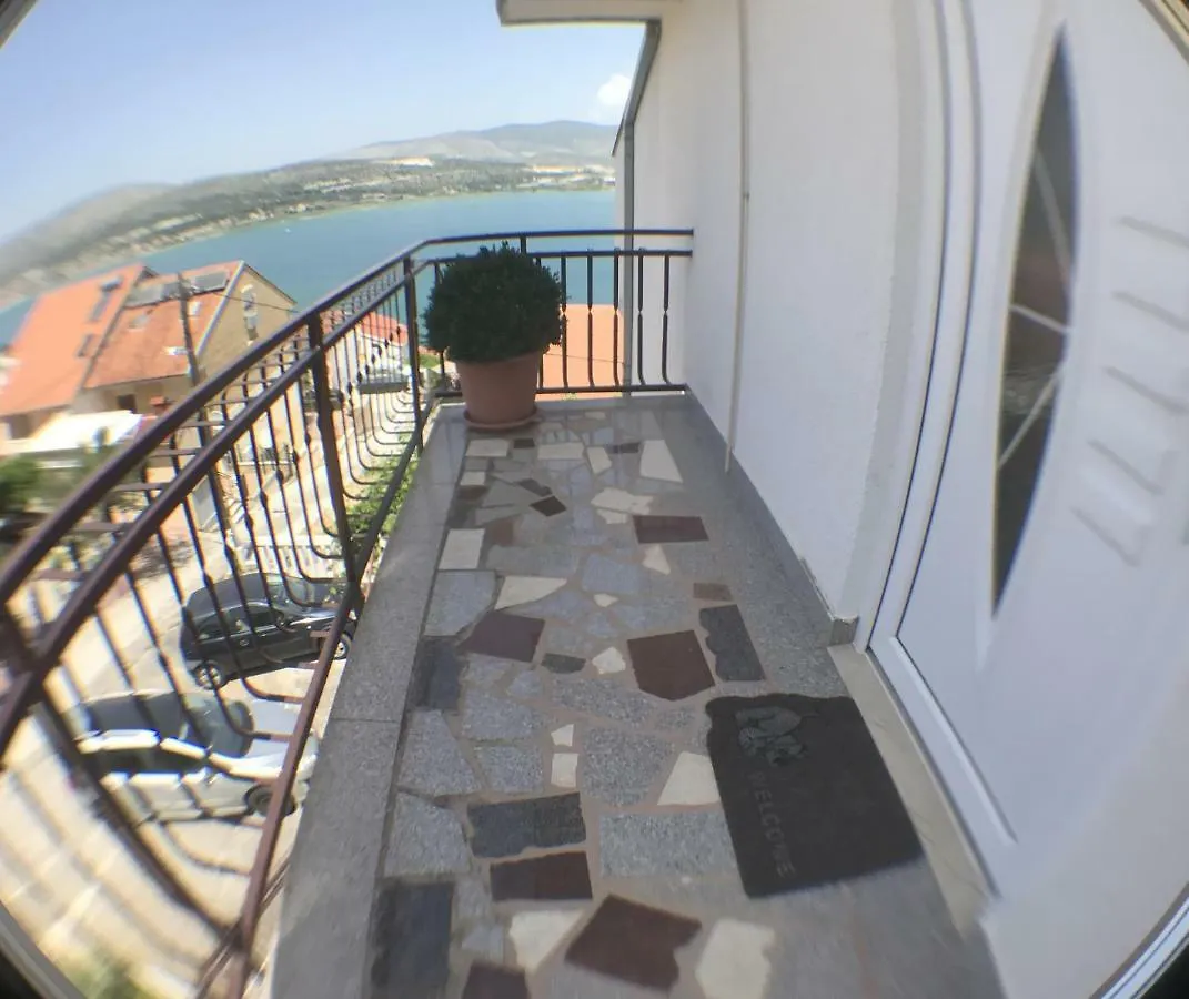 Homestay Apartmani Mandic Trogir