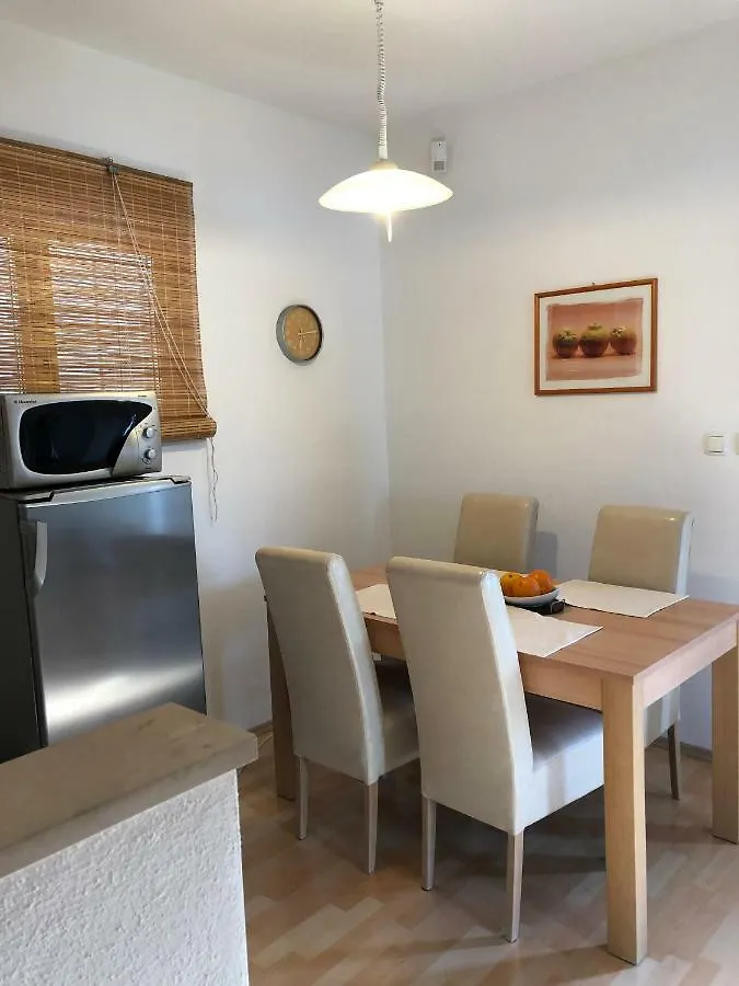 Apartmani Mandic Trogir Homestay